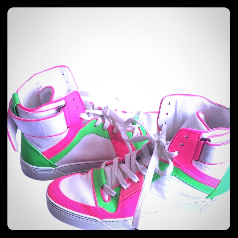 Authentic Gucci shoes